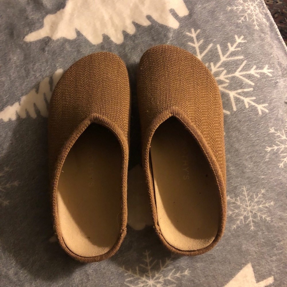 Rothy’s clogs